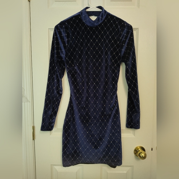 BNWT NBD Calista Dress in Navy - Picture 2 of 6